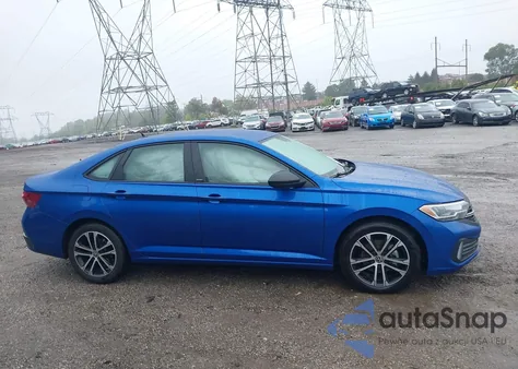 2023 Volkswagen Jetta 1.5T Sport из США, поврежденный, VIN 3VWBM7BU9PM056559